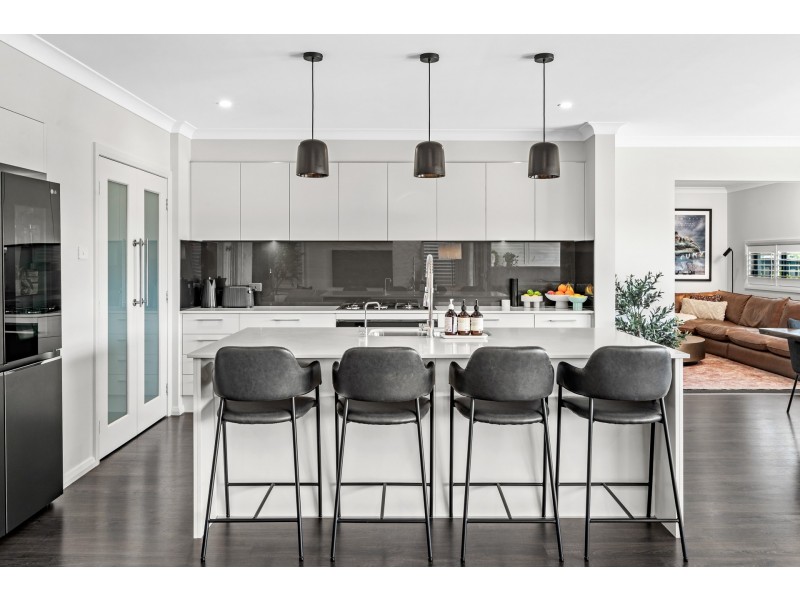 8 Pandanus Circuit, Bolwarra NSW 2320