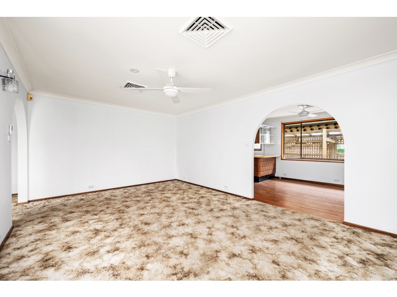 8 Addison Road, Bolwarra NSW 2320