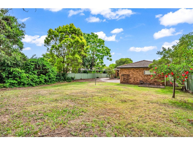 8 Addison Road, Bolwarra NSW 2320