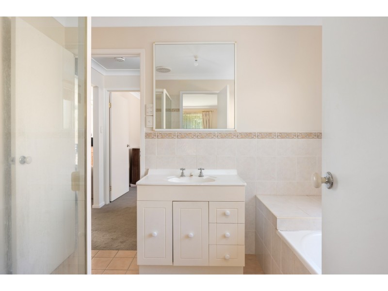 37 Broughton Street, Rutherford NSW 2320