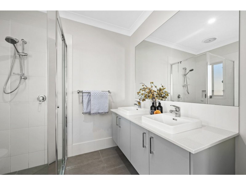 31 Greystones Drive, Chisholm NSW 2322