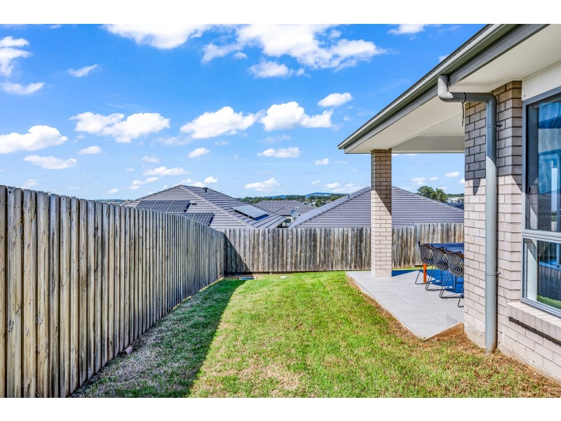 31 Greystones Drive, Chisholm NSW 2322