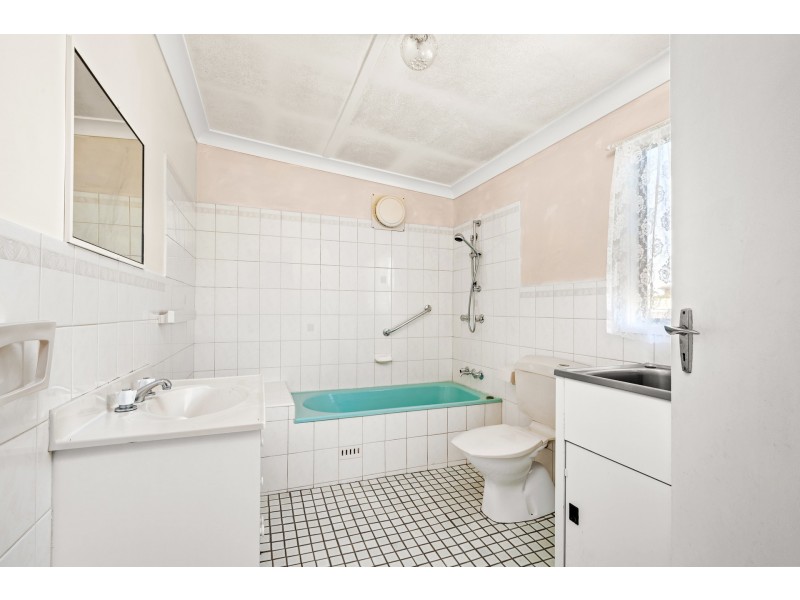 60 Anvil Street, Greta NSW 2334
