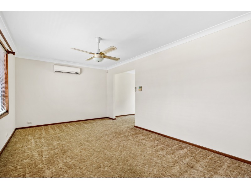 14 Buffier Crescent, Rutherford NSW 2320
