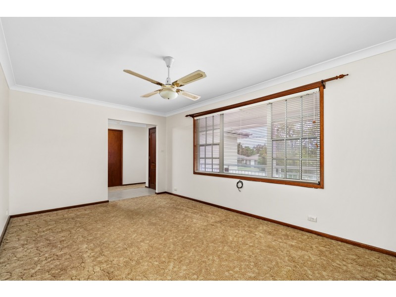 14 Buffier Crescent, Rutherford NSW 2320