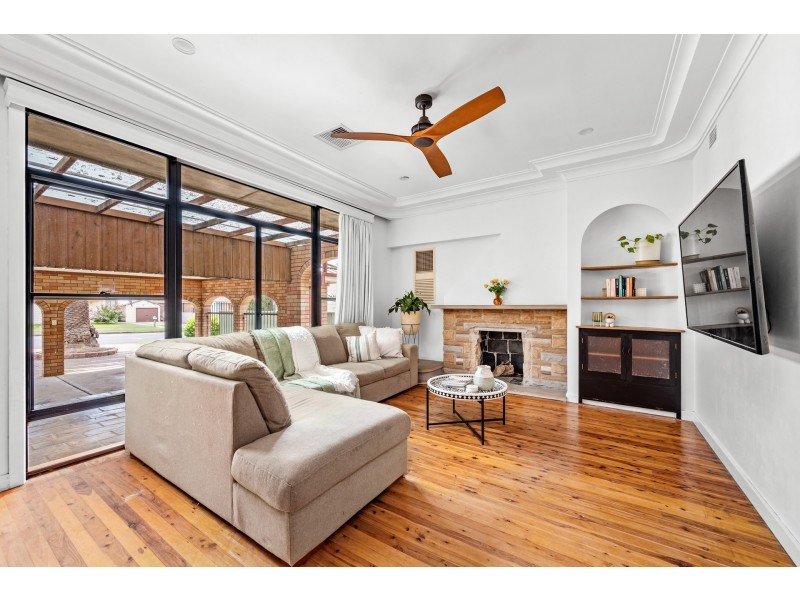 10 Landor Street, Beresfield NSW 2322