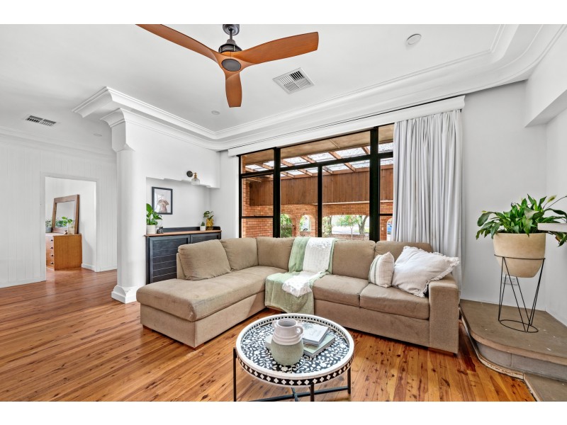 10 Landor Street, Beresfield NSW 2322