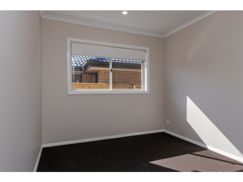 31 Golden Whistler Avenue, Aberglasslyn NSW 2320