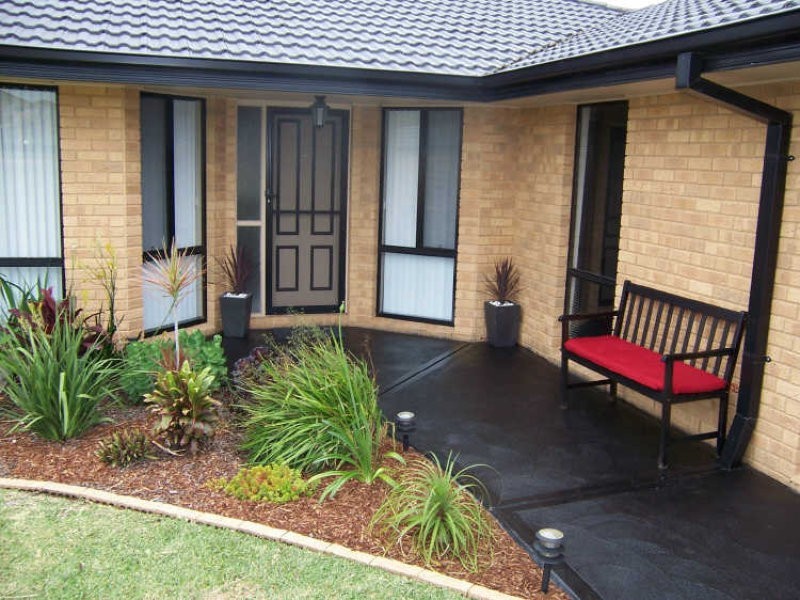 9 Bingara Street, Rutherford NSW 2320