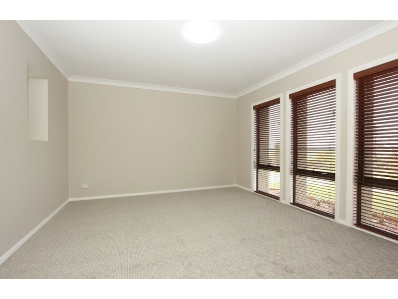 46 Hillcrest Drive, Gillieston Heights NSW 2321