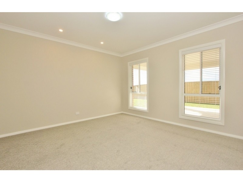 46 Hillcrest Drive, Gillieston Heights NSW 2321