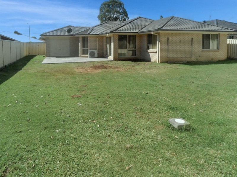 22 Drysdale Crescent, Metford NSW 2323