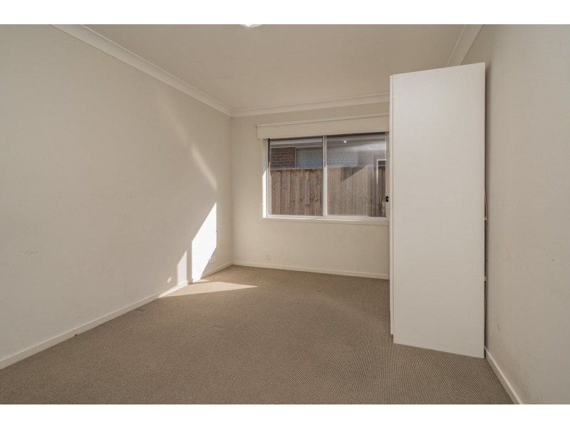 122 McKeachie Drive, Aberglasslyn NSW 2320