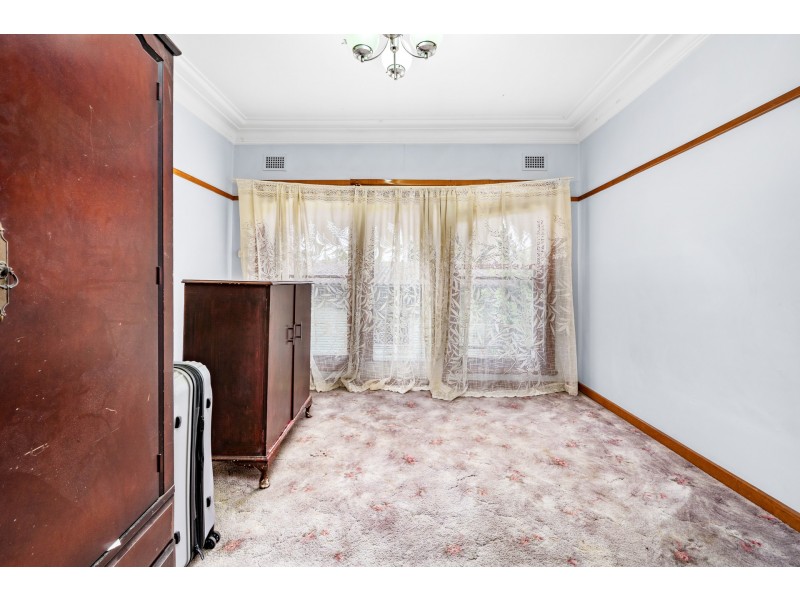 215 New England Highway, Rutherford NSW 2320