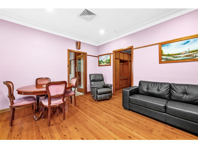 215 New England Highway, Rutherford NSW 2320