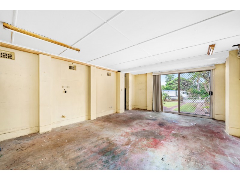 215 New England Highway, Rutherford NSW 2320