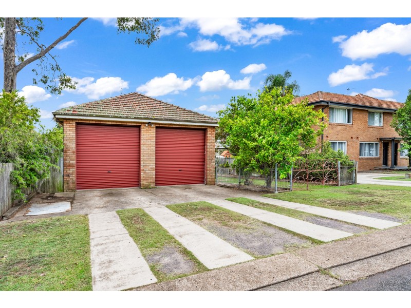 215 New England Highway, Rutherford NSW 2320