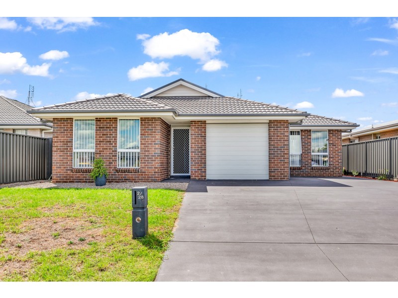 1&2/28 Glen Ayr Avenue, Cliftleigh NSW 2321