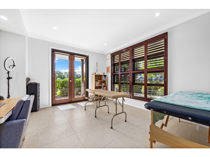 2 Waterside Close, Rutherford NSW 2320