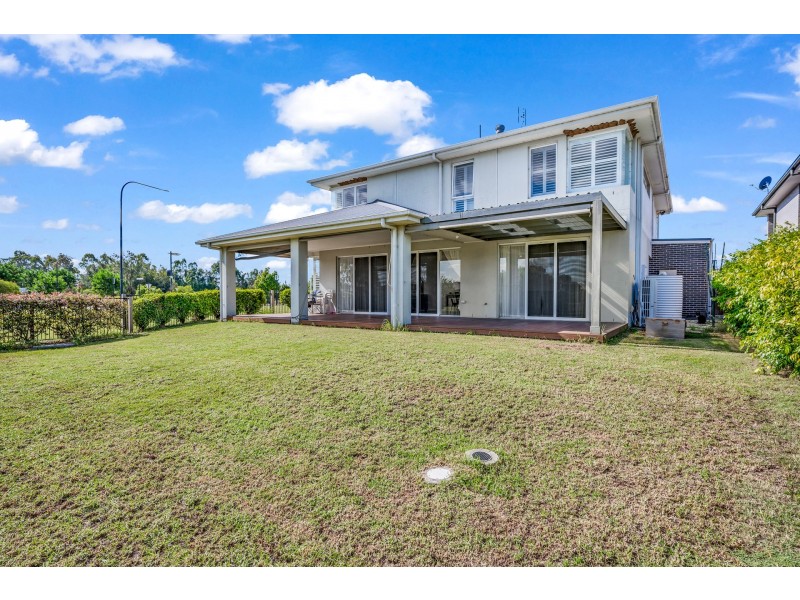 2 Waterside Close, Rutherford NSW 2320