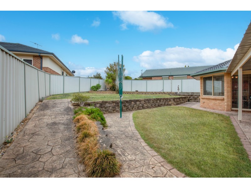 12 Lord Howe Drive, Ashtonfield NSW 2323