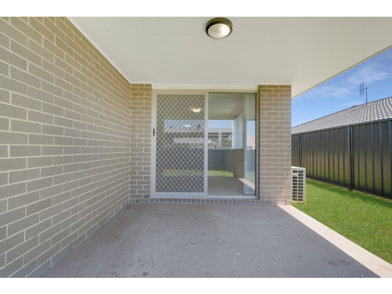 4 Cambridge Street, Thornton NSW 2322