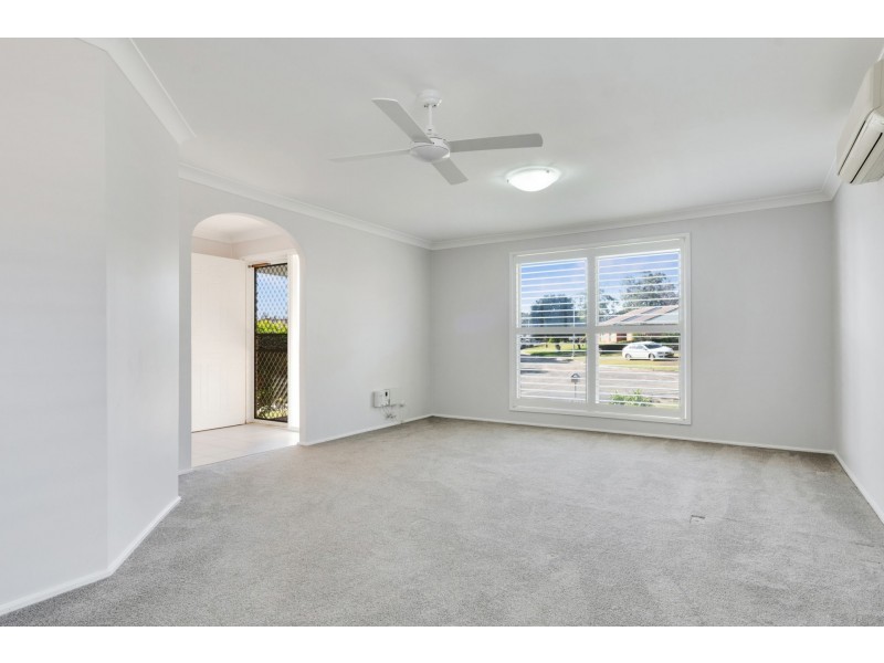 8 Knoll Crescent, East Maitland NSW 2323