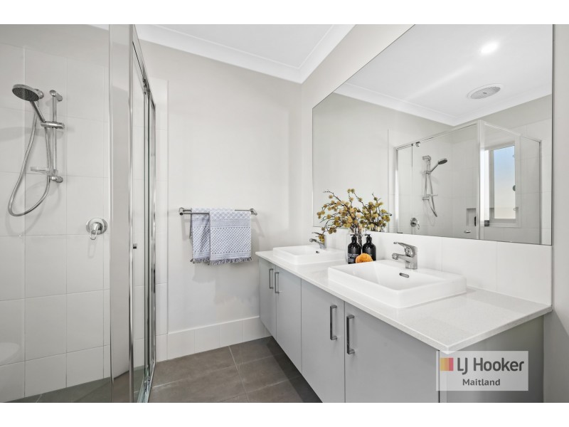 31 Greystones Drive, Chisholm NSW 2322