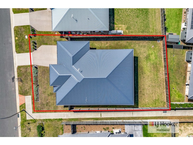 31 Greystones Drive, Chisholm NSW 2322