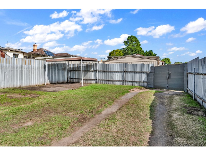 14 Onus Street, Telarah NSW 2320