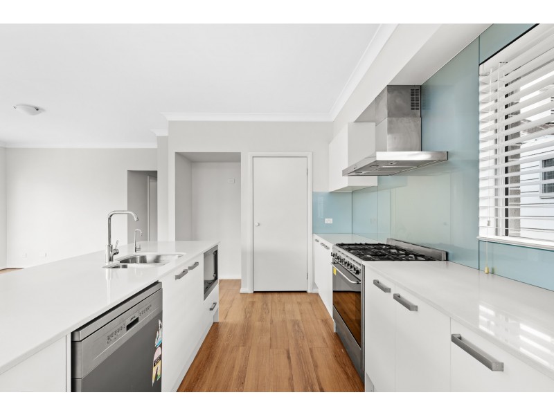 27A & 27B Rockleigh Street, Thornton NSW 2322