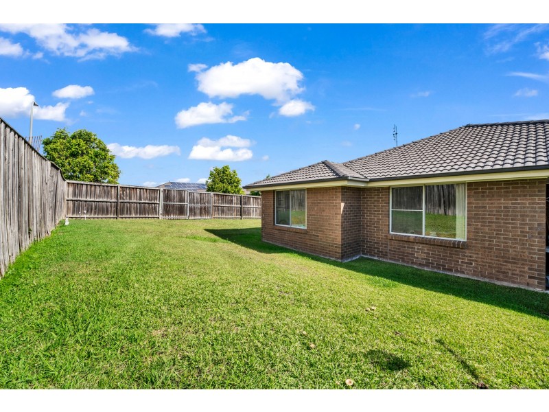 39 Saddlers Drive, Gillieston Heights NSW 2321