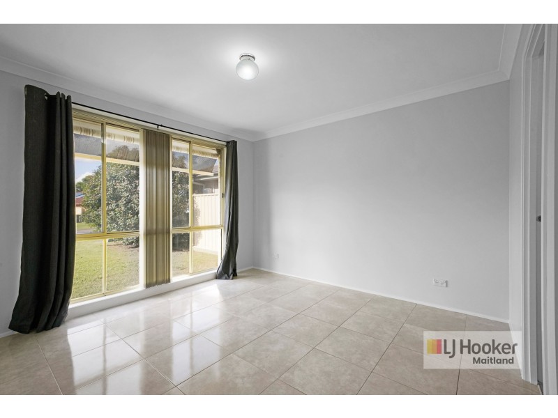 22 Drysdale Crescent, Metford NSW 2323