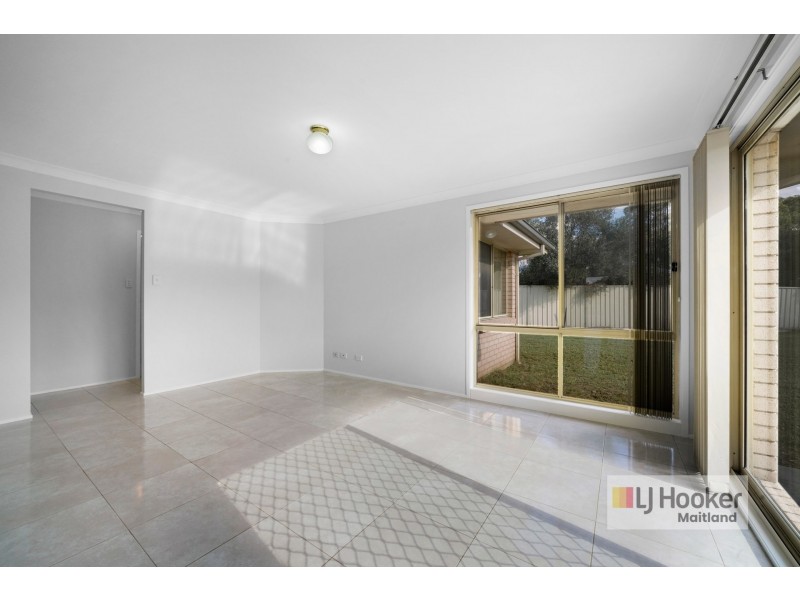 22 Drysdale Crescent, Metford NSW 2323