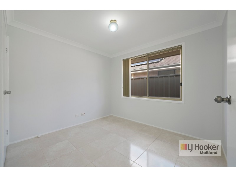 22 Drysdale Crescent, Metford NSW 2323