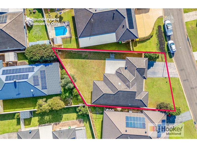 22 Drysdale Crescent, Metford NSW 2323