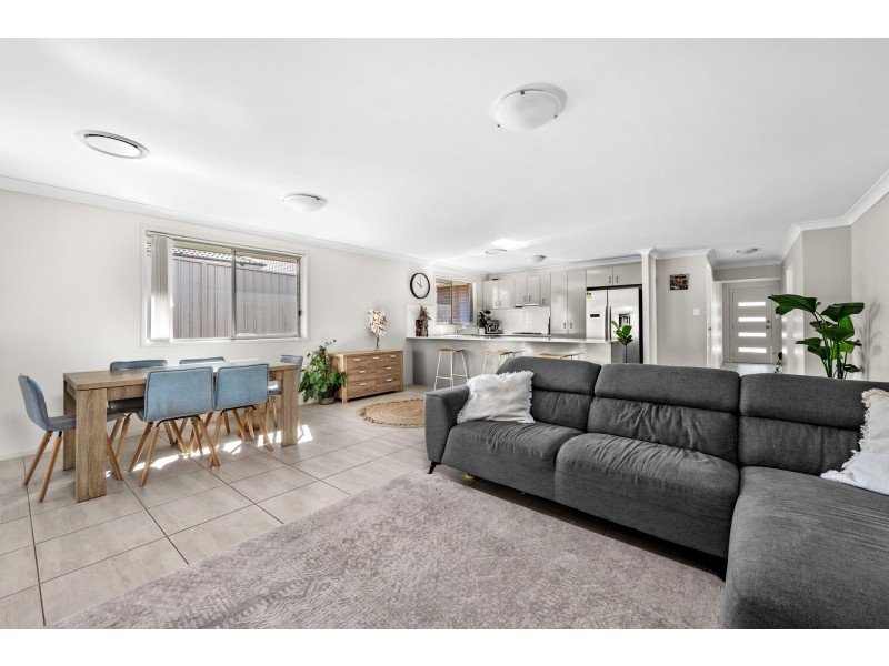 4 Oscar Close, Raworth NSW 2321