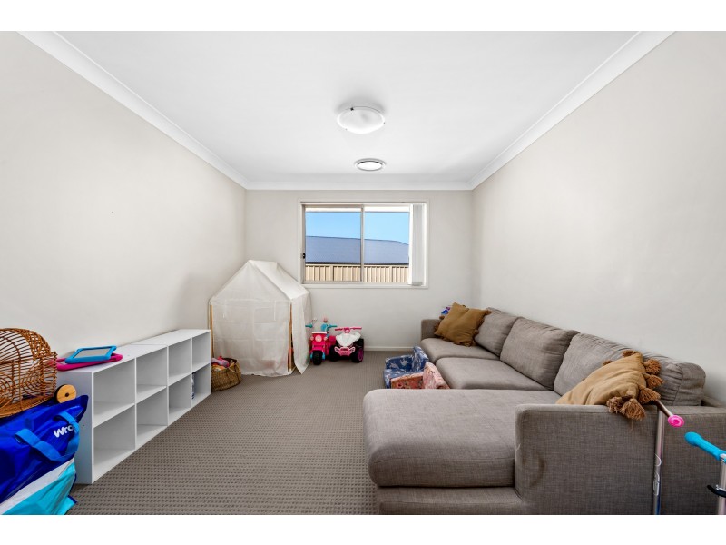 4 Oscar Close, Raworth NSW 2321