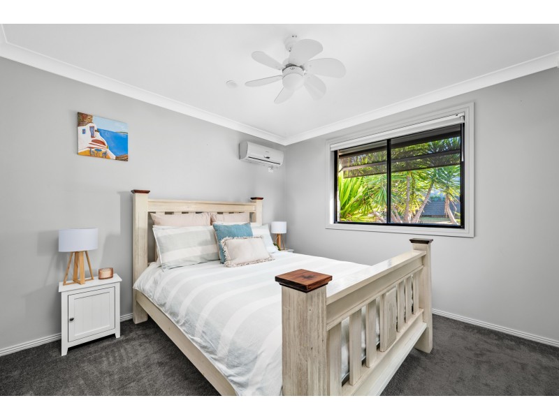 32 Canterbury Drive, Raworth NSW 2321
