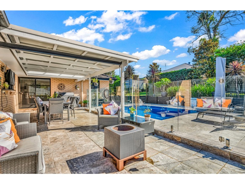 32 Canterbury Drive, Raworth NSW 2321