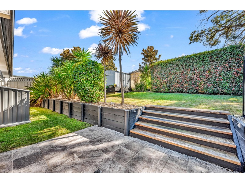 32 Canterbury Drive, Raworth NSW 2321