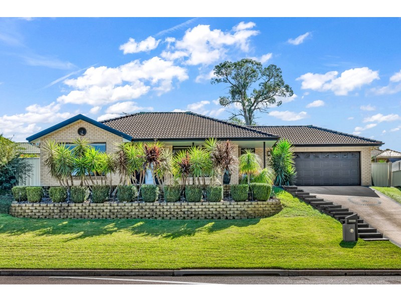 32 Canterbury Drive, Raworth NSW 2321