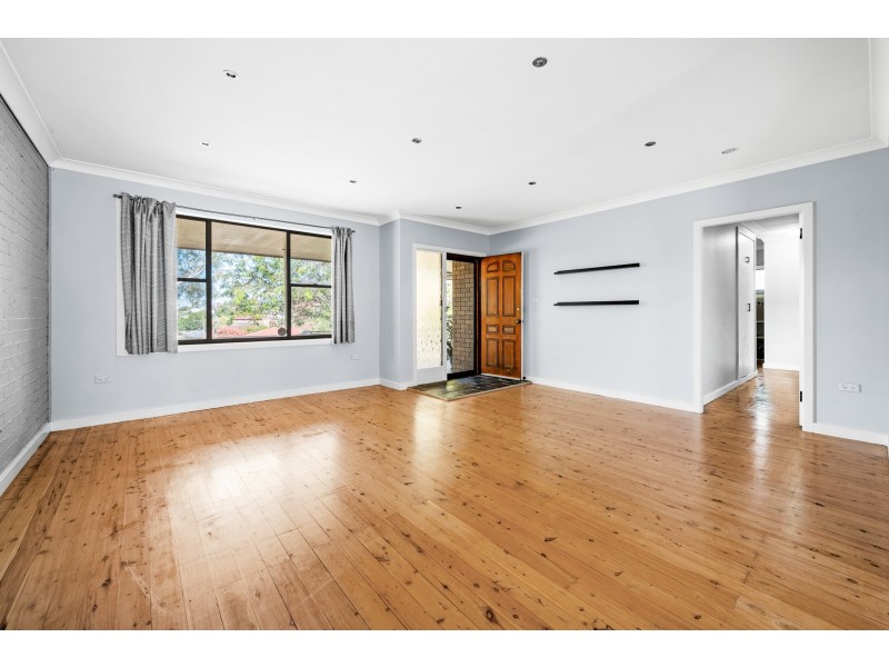 6 Cadet Close, Bolwarra Heights NSW 2320