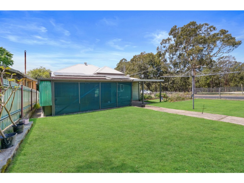 21 Tyrell Street, Tenambit NSW 2323