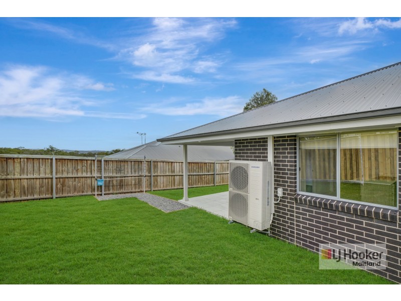 1/107 Talleyrand Circuit, Greta NSW 2334