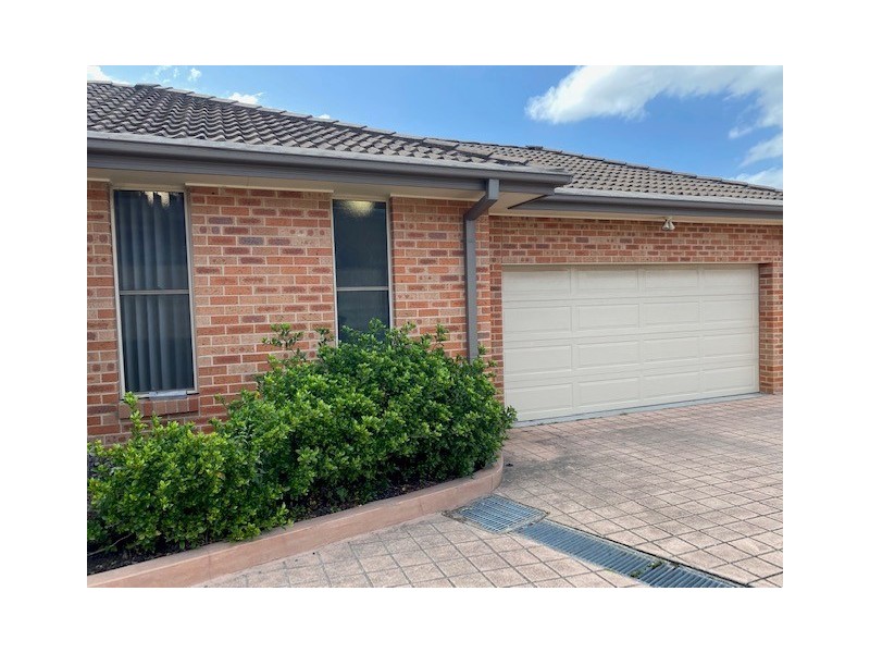 1/7 Carnarvon Circuit, East Maitland NSW 2323