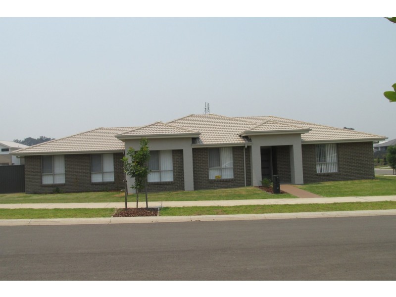 2 Morecambe Circuit, Thornton NSW 2322