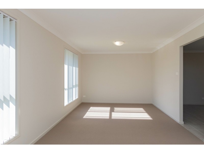2 Morecambe Circuit, Thornton NSW 2322