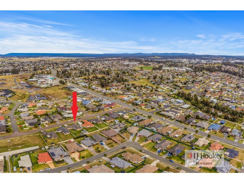14 Diamond Circuit, Rutherford NSW 2320