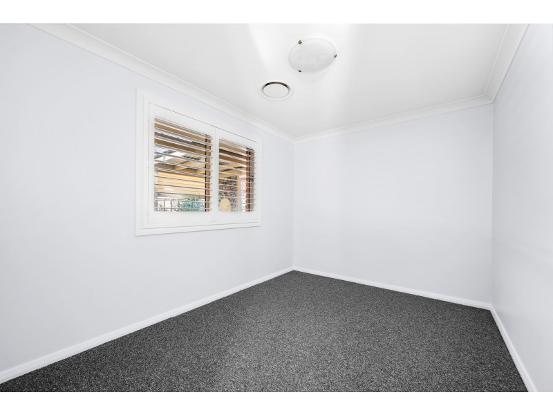 4 Conder Crescent, Metford NSW 2323